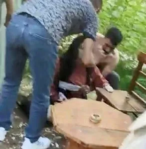 Barışmak için buluştuğu eşini 8 yerinden bıçakladı