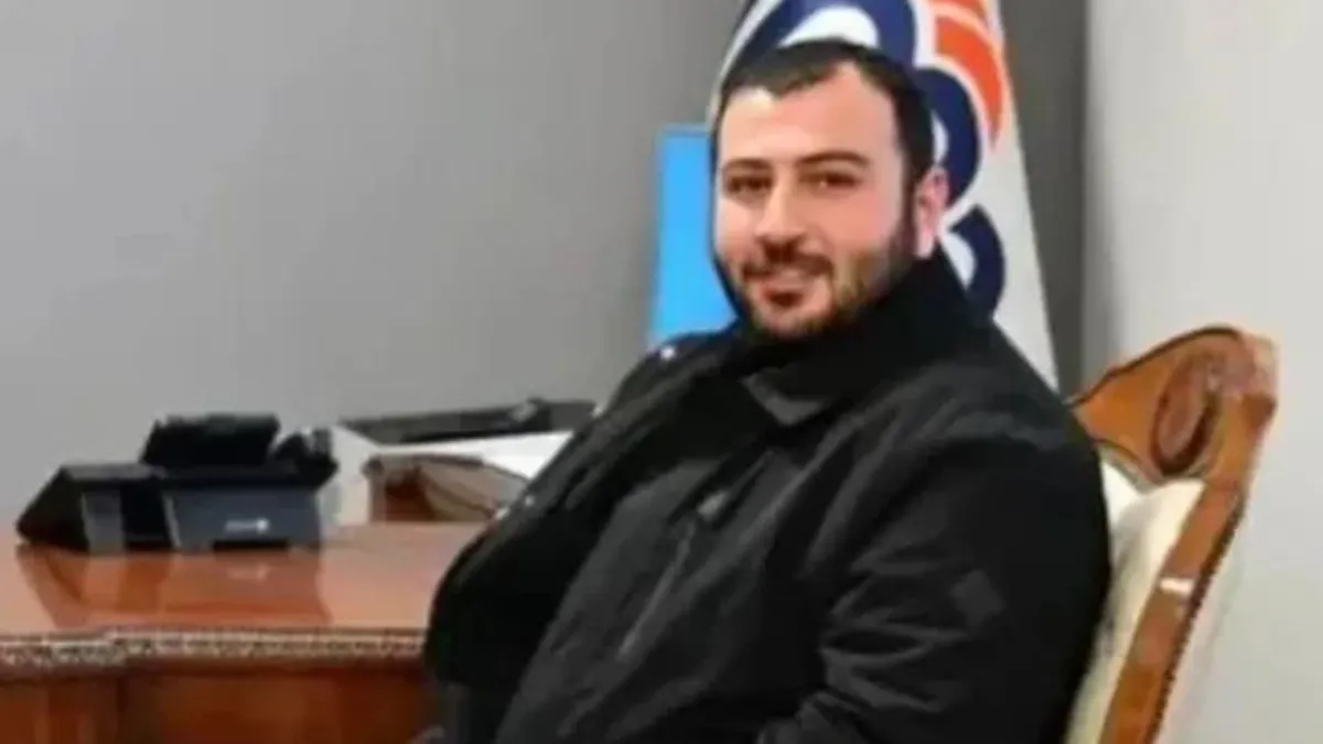 Yeğen Ağbaba ‘nüfuz ticareti’ suçundan tutuklandı Yeğen Ağbaba ‘nüfuz ticareti’ suçundan tutuklandı