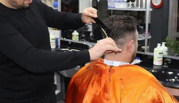 Berber ve kuaför çalışma saatleri değişti! İçişleri Bakanlığı genelgesi ile kuaför ve berberler saat kaçta açılıyor, kaçta kapanıyor?