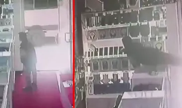 Diyarbakır’da akılalmaz hırsızlık! Önce masanın üstüne çıktı sonra telefonları ceplerine doldurdu: O anlar kamerada #diyarbakir