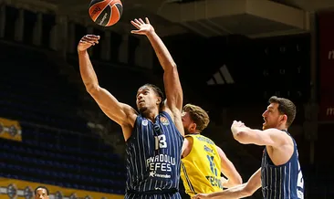 Anadolu Efes, Maccabi’ye mağlup!