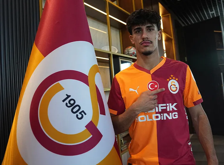 Beşiktaş, Galatasaray, Fenerbahçe ve Trabzonspor şov yaptı! İşte 4 büyüklerin transfer hamleleri