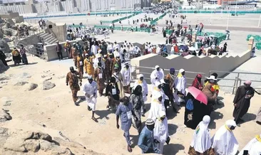 1 milyon hacı adayı Arafat’ta buluşuyor