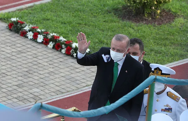 baskan-erdogan-kotu-komsular-bizi-ev-sahibi-yapti-diyerek-abd-ile-olan-iha-pazarligini-anlatti-1630428598913.jpg Başkan Erdoğan, 'Kötü komşular bizi ev sahibi yaptı' diyerek ABD ile olan İHA pazarlığını anlattı