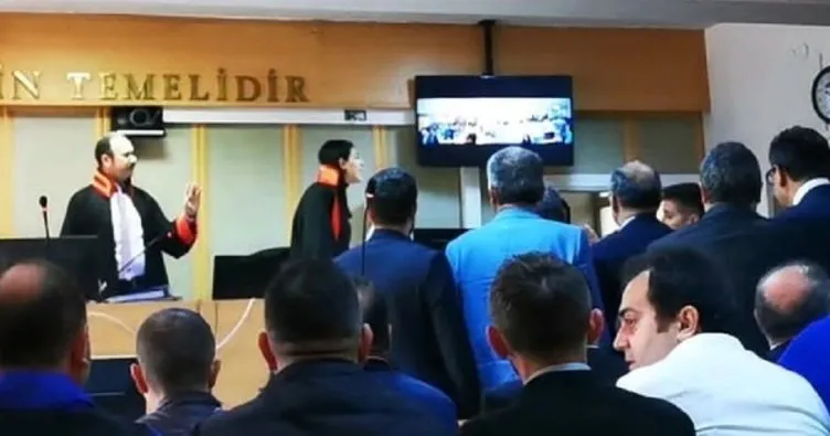 Yeni görüntüler ortaya çıktı: CHP’li Başarır hakimlerin üzerine yürümeden önce kamera kaydını bekledi