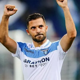 Son dakika Fenerbahçe transfer haberleri! Fenerbahçe'ye imza atmaya hazır