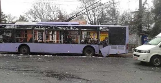 Ukrayna’da otobüs durağına bombalı saldırı