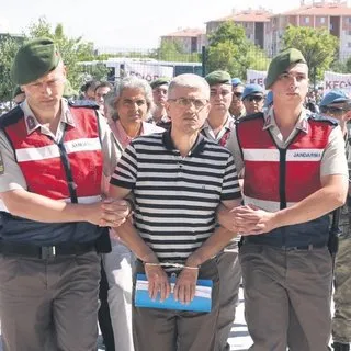Darbeci general Fox TV’yi aramış