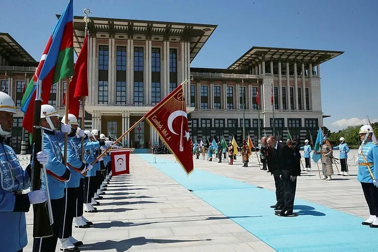İlham Aliyev ilk ziyaretini Türkiye'ye yaptı