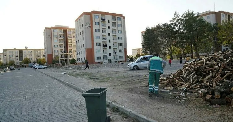 Adıyaman Belediyesi TOKİ’de temizlik çalışması yaptı
