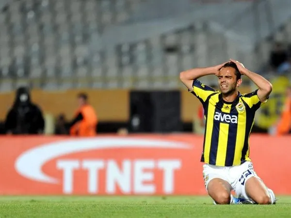 Kartal kupaya böyle uzandı