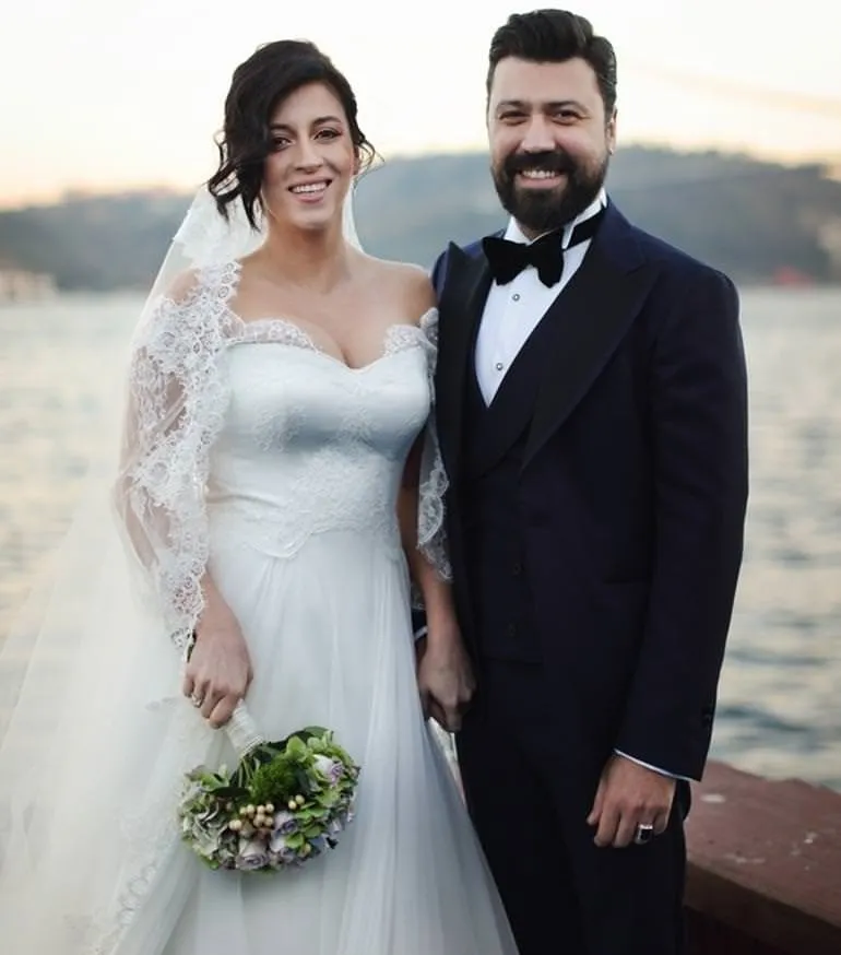Ünlü çiftten bebek müjdesi Magazin Haberleri