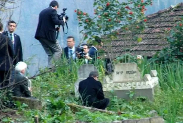 Erdoğan’ın dedesinin mezarına ziyaret