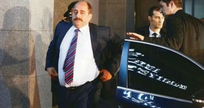 Firari Zekeriya Öz’e bir kötü haber daha Firari Zekeriya Öz’e bir kötü haber daha