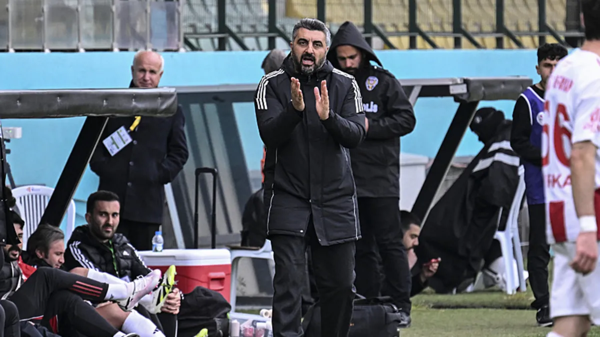 Sinan Kaloğlu: Amacımız play-offlardan Süper Lig’e çıkmak! Sinan Kaloğlu: Amacımız play-offlardan Süper Lig’e çıkmak!