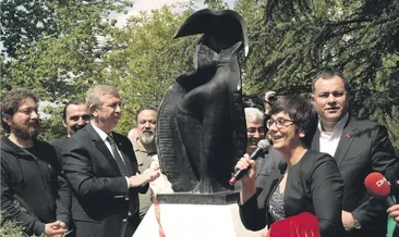 Tezcan’la Aylin sahneye çıktı