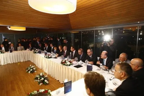 Kılıçdaroğlu medya yöneticileriyle biraraya geldi