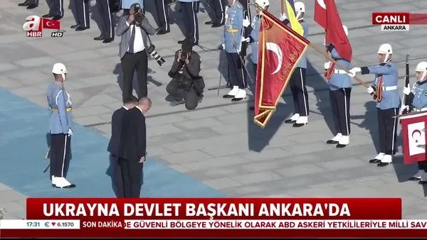 Ukrayna Devlet Başkanı Zelenskiy Ankara'da resmi törenle karşılandı