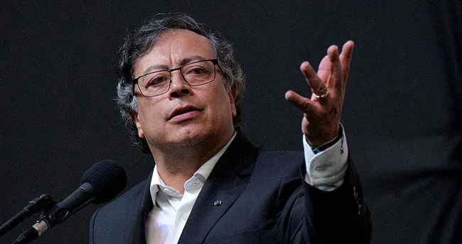 Gustavo Petro’dan Gazze tepkisi: Bunu yapanlar sefil ve soykırımcı Gustavo Petro’dan Gazze tepkisi: Bunu yapanlar sefil ve soykırımcı