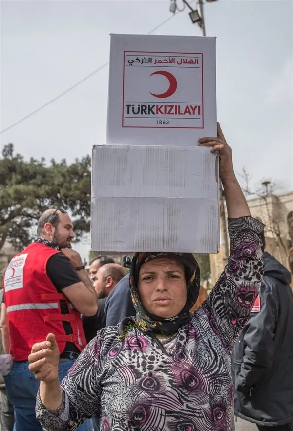 Mazlumun umudu 'Kızılay' ve 'AFAD' Afrin'de