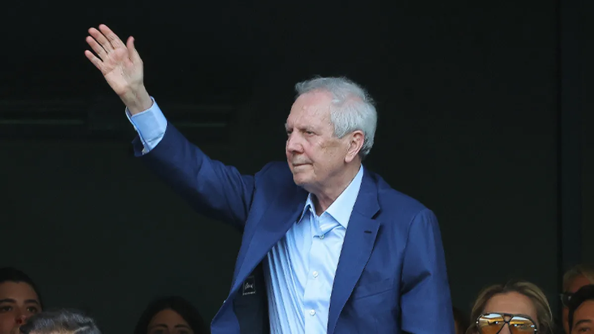 Aziz Yıldırım’ın başkan seçilmesi Düzce’de kutlandı! Aziz Yıldırım’ın başkan seçilmesi Düzce’de kutlandı!