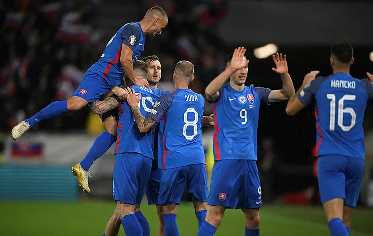 Son dakika haberi: A Milli Futbol Takımı'nın EURO 2024'teki muhtemel rakipleri belli oldu! İşte milyonların merakla beklediği torbalar...