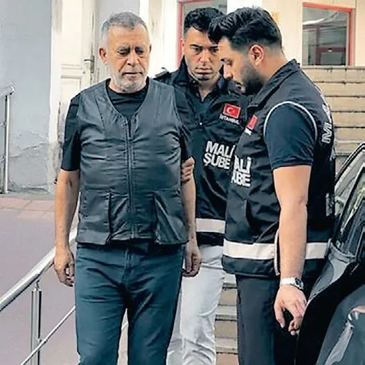 Asıl siz halkı bile bile kandırdınız!