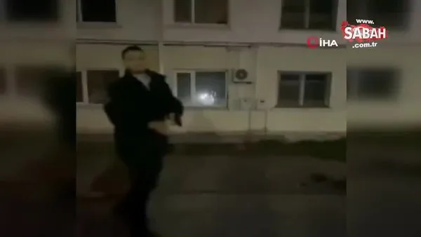 Rusya’da polis üzerine yürüyen genci bacaklarından vurdu | Video