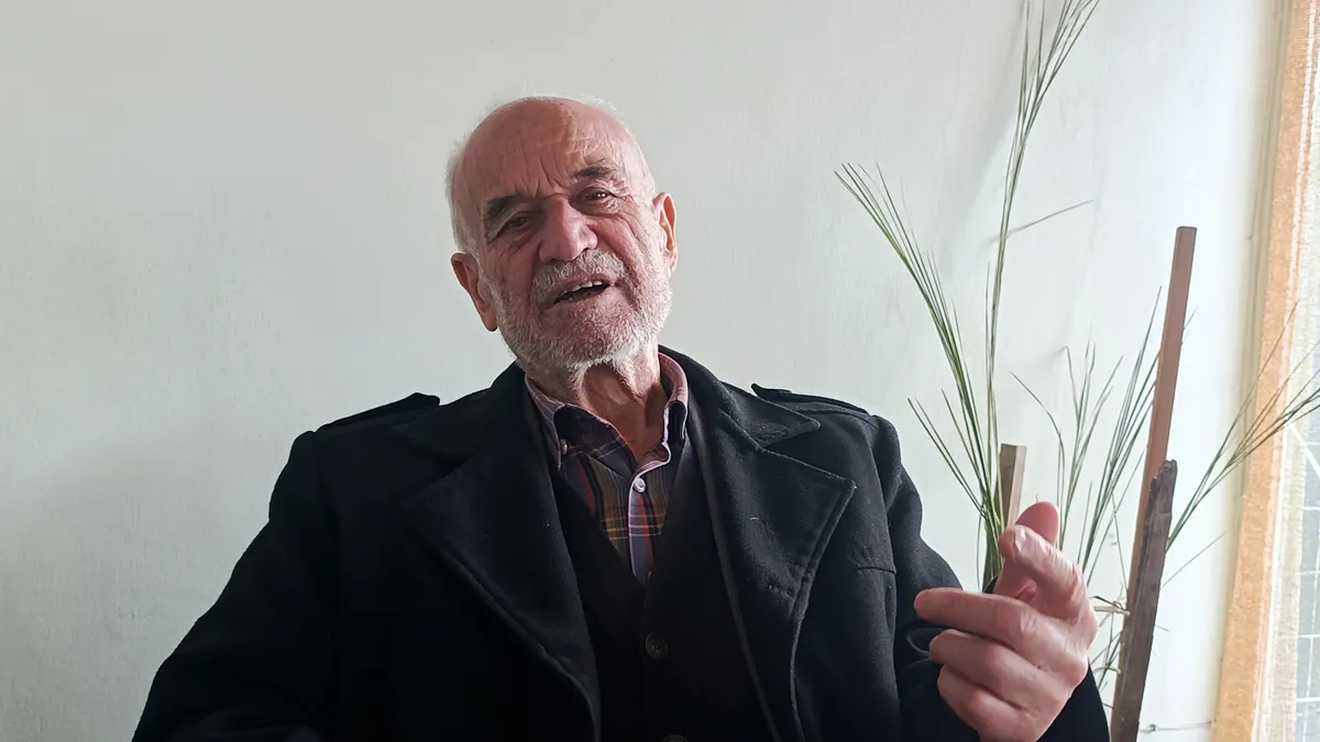 Burdur’da emekli öğretmene dolandırıcı şoku: Telefonunun şarjı bitince kurtuldu! Burdur’da emekli öğretmene dolandırıcı şoku: Telefonunun şarjı bitince kurtuldu!