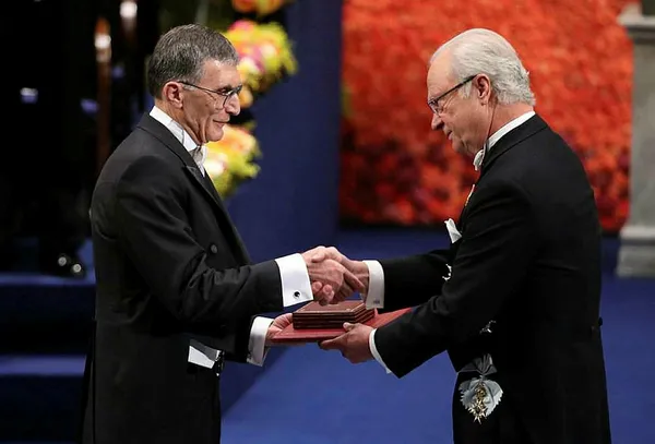 Son dakika haberi: Nobel ödüllü Türk bilim insanı Aziz Sancar'dan corona virüs aşısı açıklaması: Türkiye'de olsaydım...
