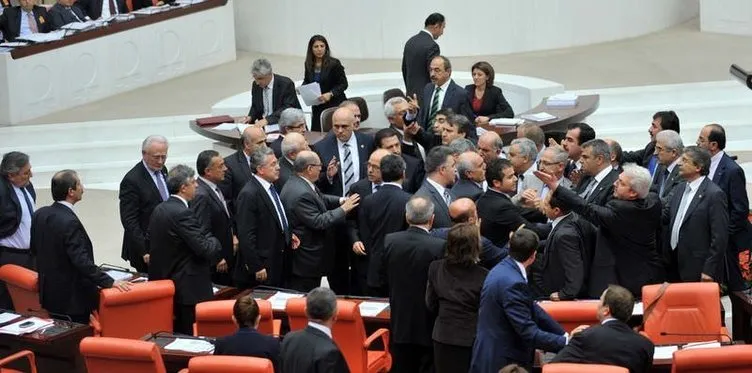 Meclis’te Fethullah Gülen kavgası