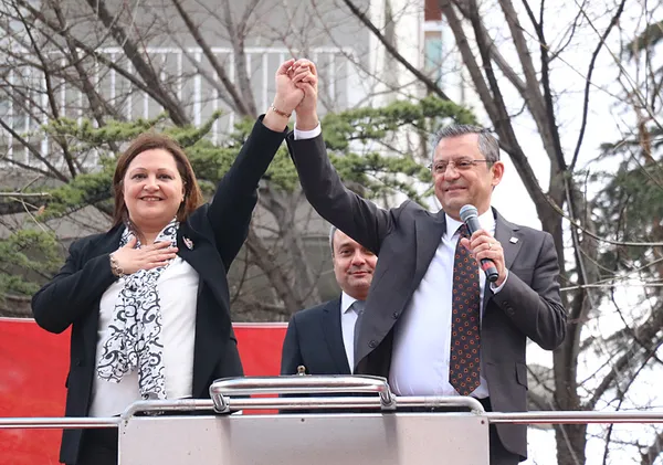 SON DAKİKA | CHP'de Burcu Köksal'a kesin ihraç talebi! Özgür Özel yönetiminden parti içi muhalefete karşı yeni hamle...