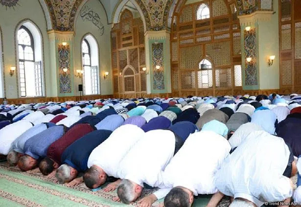 NİHAT HATİPOĞLU / Namazın şuuruna varmak