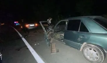 Rize'de kamyon iki otomobile çarptı: 1 ölü, 1 yaralı #rize
