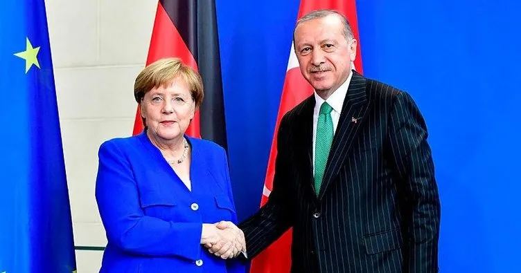 Başkan Erdoğan Angela Merkel ile Ortadoğu’daki gelişmeleri görüştü