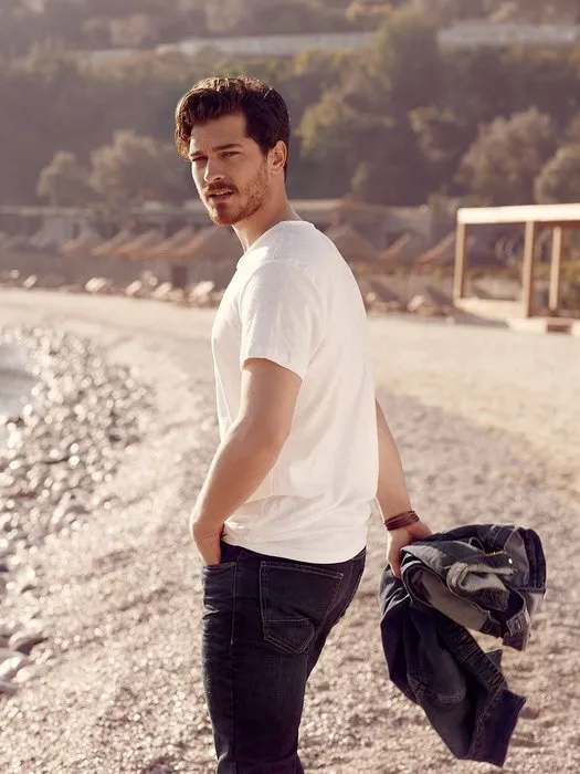 Çağatay Ulusoy 100 kiloyu gördü! Çağatay Ulusoy�un son hali şaşırtmıştı