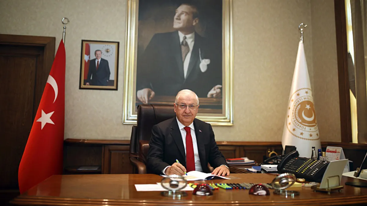 Bakan Güler’den terörsüz Türkiye mesajı: Bölgede hiçbir terör örgütüne müsaade etmeyeceğiz Bakan Güler’den terörsüz Türkiye mesajı: Bölgede hiçbir terör örgütüne müsaade etmeyeceğiz