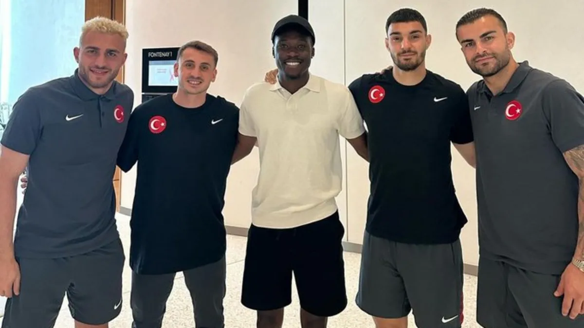 Derrick Köhn'den A Milli Takım kampına ziyaret