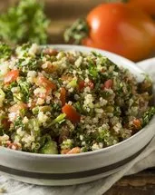 Kinoa tabule salatası: Hem şifa hem lezzet deposu...