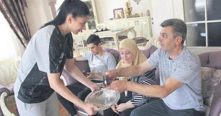 Nur Tatar: Madalyanın ardında aile saadeti yatıyor