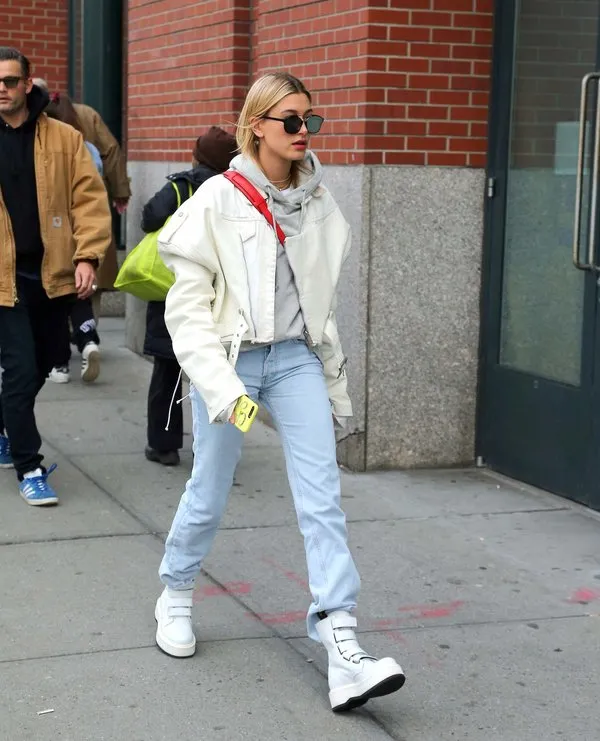 Sokak stilinin en havalı kızlarından Hailey Baldwin!