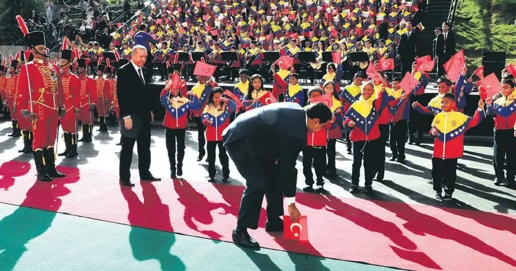 maduro tÃ¼rk bayraÄÄ± ile ilgili gÃ¶rsel sonucu