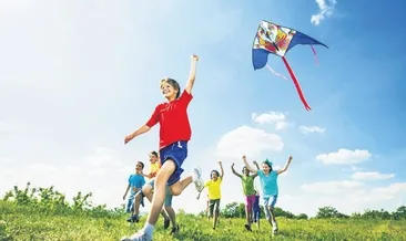 Koşun çocuklar nisan ayı eğlence dolu