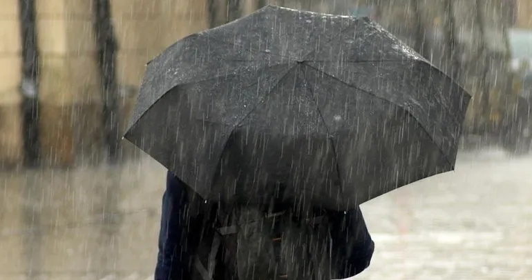 Antakya’da eğitime sağanak engeli