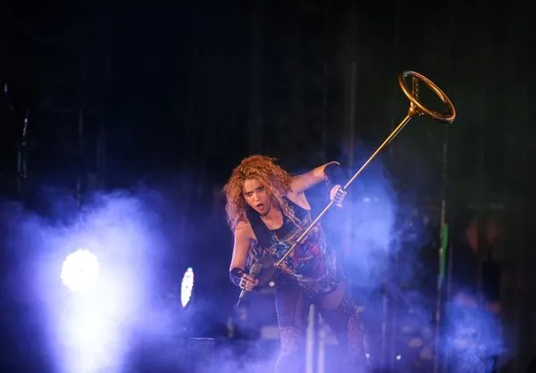 Shakira, İstanbulluları coşturdu