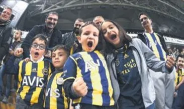 Tribünlerde 42 bin Fenerli