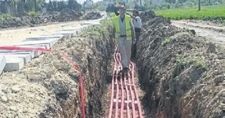 Elektrik tesisatları yer altına taşınıyor