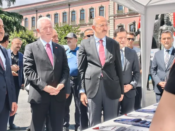 uluslararasi-ogrencilere-mobil-goc-kolayligi-hedef-1-milyon-uluslararasi-ogrenci-1786714169294.jpeg