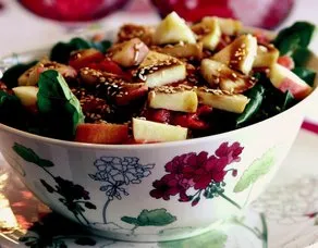 Elmalı Ispanak Salatası