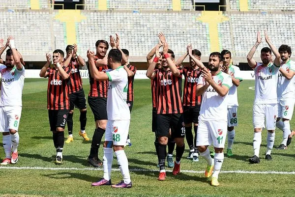 Karşıyaka 3. Lig'e düştü